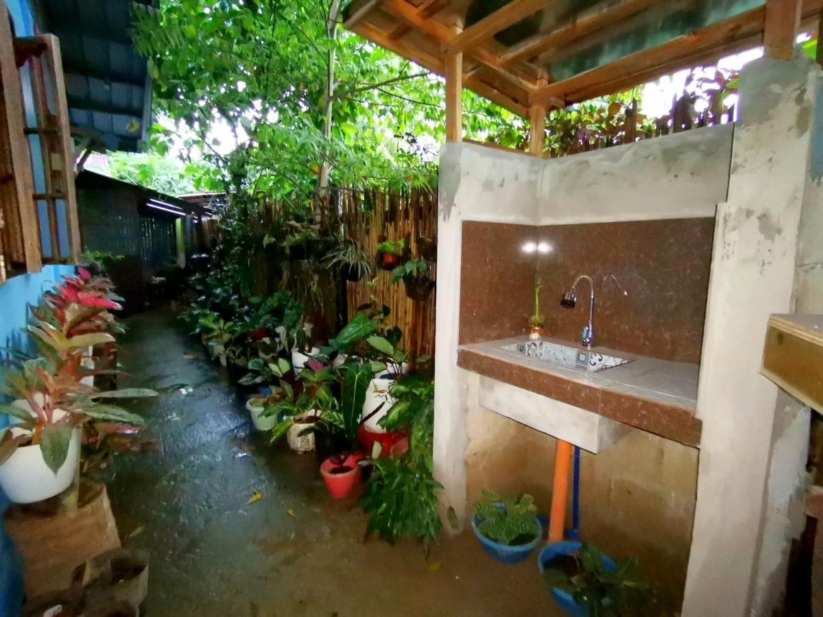 Lady Ghagha Room Rentals San Vicente  Exterior photo